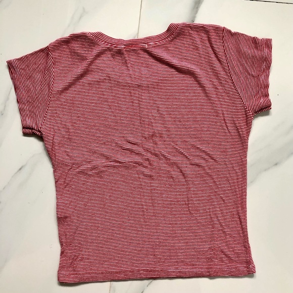 BRANDY MELVILLE CROPTOP - Picture 4 of 4